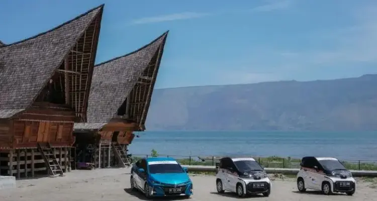 Paket Wisata Danau Toba Dengan Rental Mobil Medan