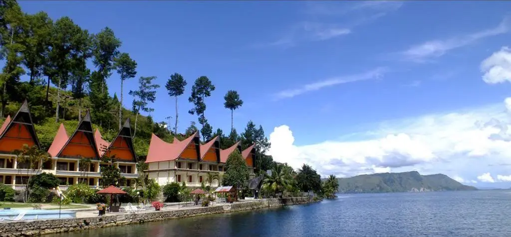 Paket Wisata Danau Toba Dengan Rental Mobil Medan