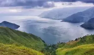 paket wisata danau toba dengan rental mobil medan