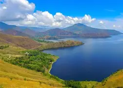 Paket Wisata Danau Toba Dengan Rental Bus Pariwisata Medan