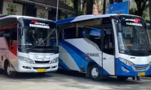 paket wisata danau toba menggunakan rental bus pariwisata medan