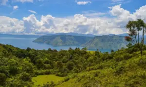 paket wisata danau toba