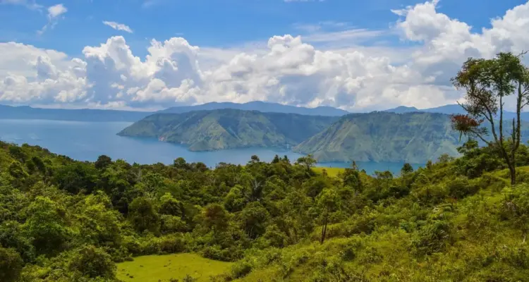 paket wisata danau toba