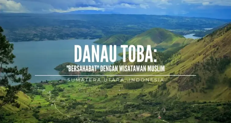 paket wisata danau toba: Pemandangan lanskap Danau Toba dari ketinggian.